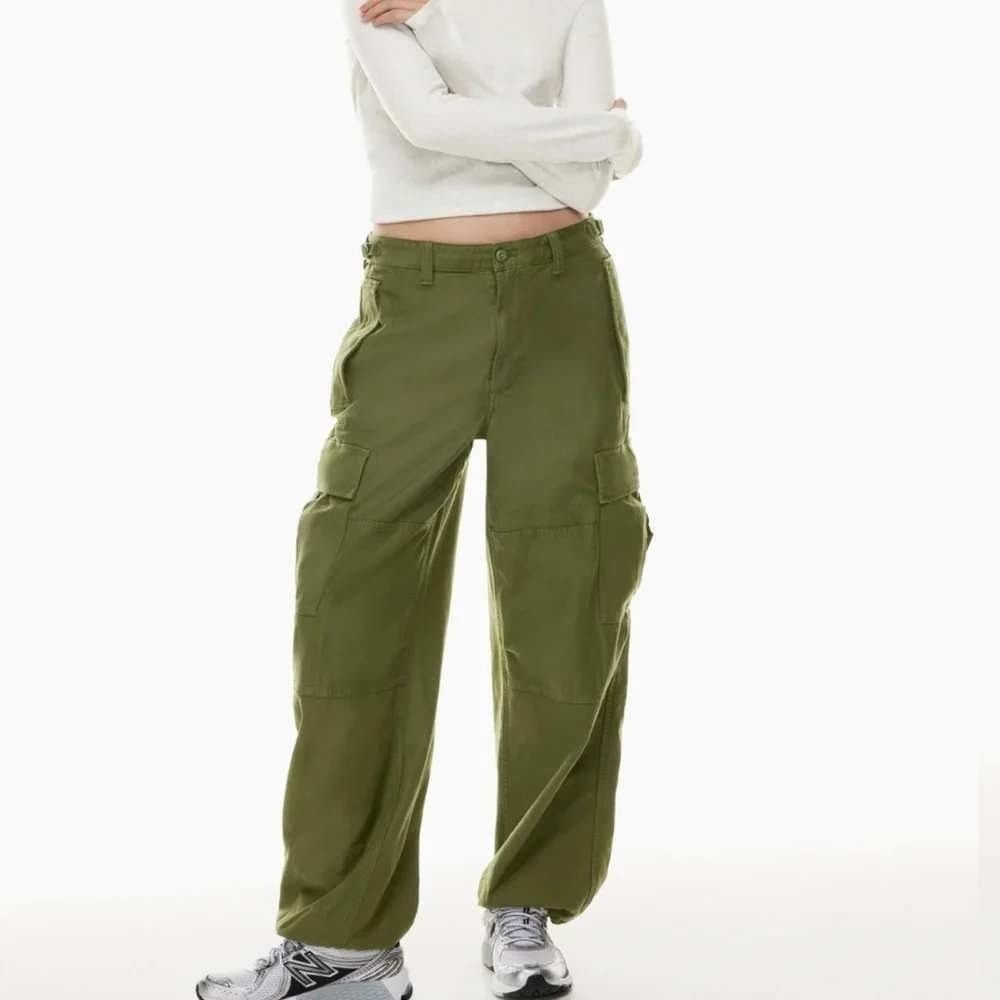 TNA Pants Womens 4 Green Supply Cargo Surplus Utility High Rise Relaxed Baggy